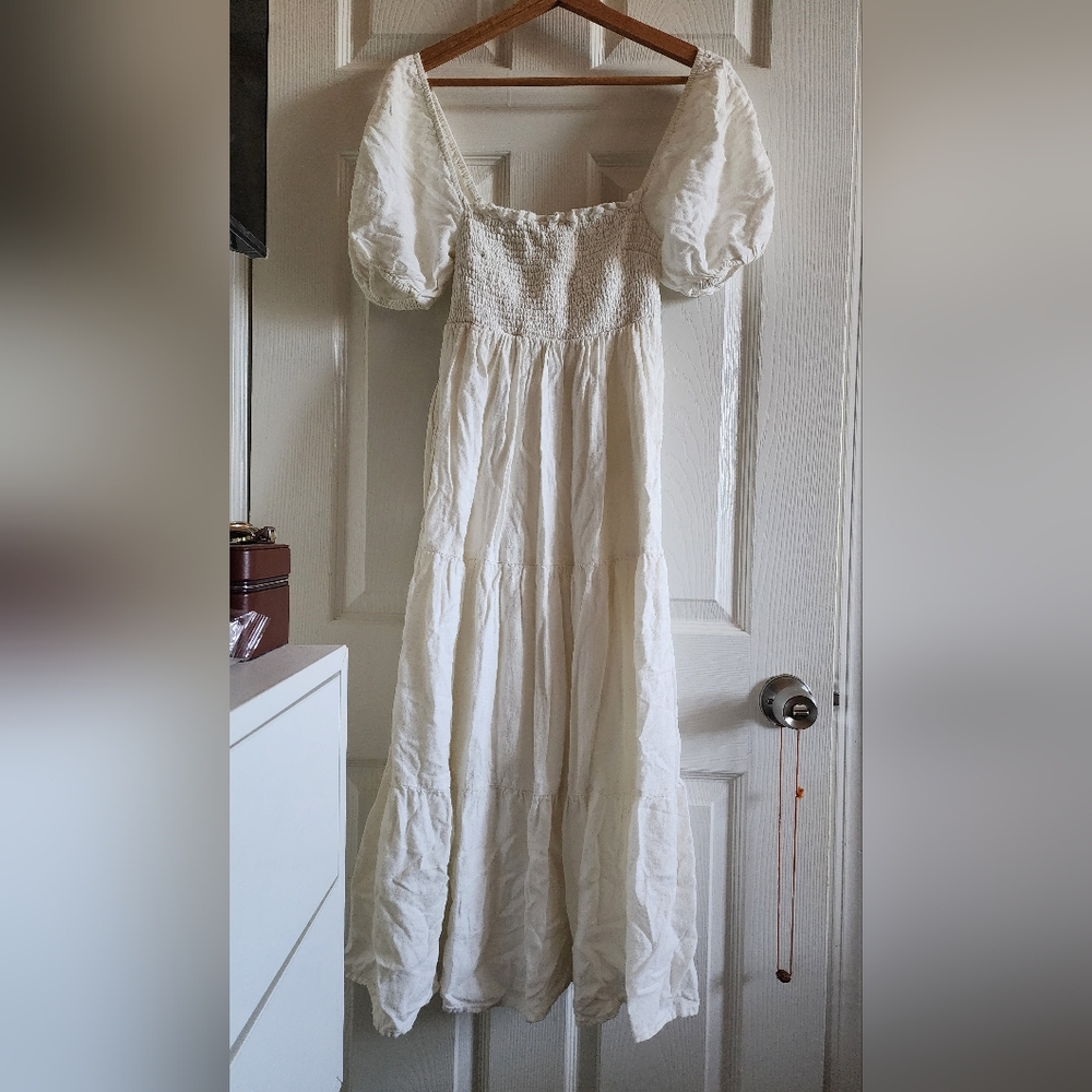 Abercrombie and Fitch White Puff Sleeve Tiered Maxi Dress - Picture 2 of 6